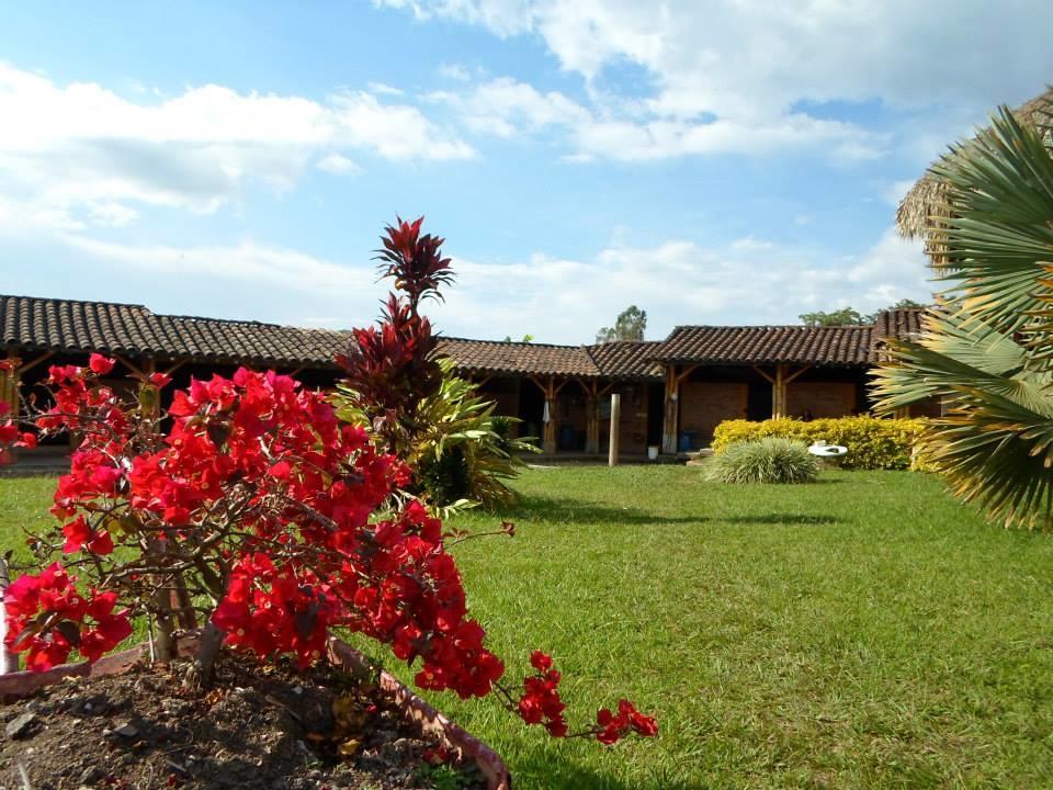 Villa Finca El Diamante Calarcá Exterior foto